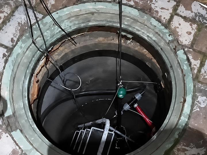 Дистанционная помощь при извлечении насоса Wilo-Sub TWU 4-0407 из скважины